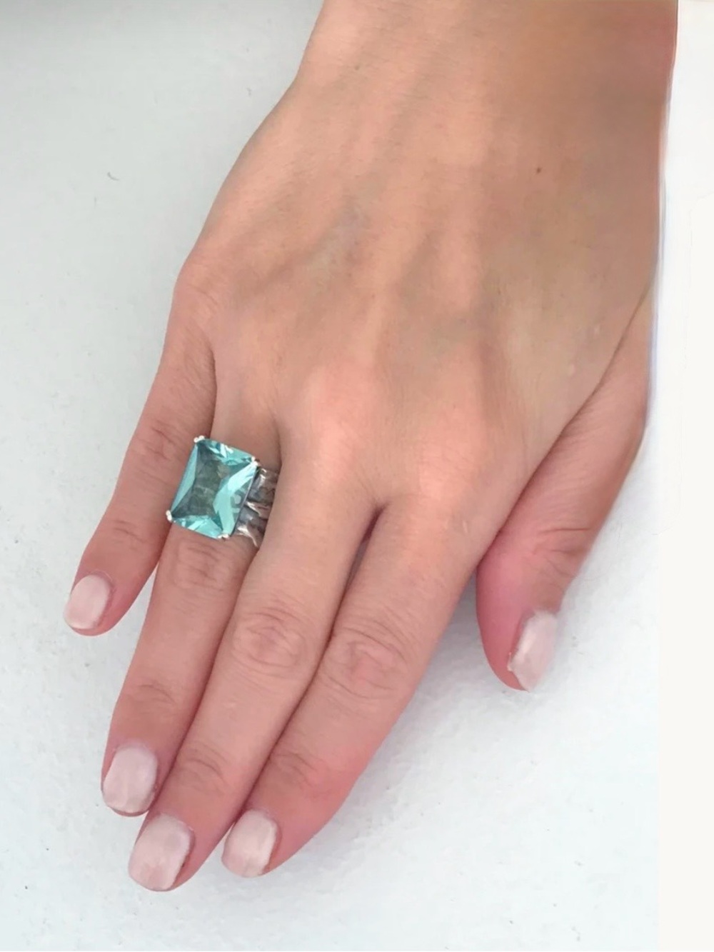 SILPADA STERLING SILVER BLUE TOPAZ RING